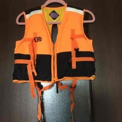 ライフジャケットのサムネイル