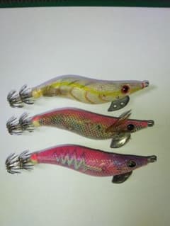 ヤマシタエギ 2.5号3個セット イカ釣り用 ルアーのサムネイル