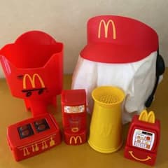ハッピーセット　なりきりセットのサムネイル