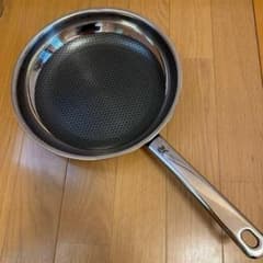 WMF プロフィレジストフライパン 約25㎝ WMF プロフィレジストフライパン 約25㎝ - メルカリ