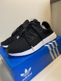 adidas アディダス スニーカーのサムネイル