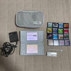 最終値下げ Nintendo DS ライト ホワイト ソフト付のサムネイル