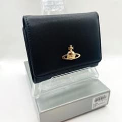 【新品未使用】 Vivienne Westwood 三つ折財布 913VW106 新品 Vivienne Westwood 三つ折り財布 913VW106 黒 - メルカリ