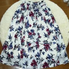 ジーナシス花柄ワイドパンツ美品のサムネイル