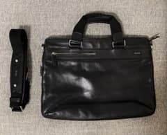 【ケンシロウ様専用】TUMI ビジネスバッグのサムネイル