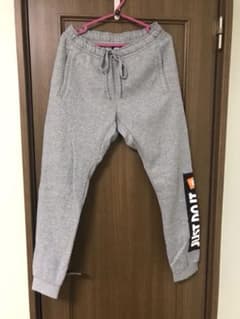 NIKE スウェットパンツ Mサイズのサムネイル