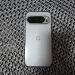 Google Pixel 9 Pro 128GB本体 純正ケース付きのサムネイル