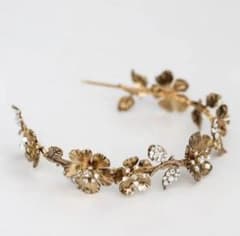ウエディングアクセサリー　ヘッドドレス　ヘアドレス　　カチューシャのサムネイル