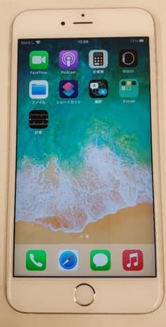 iPhone 6 Plus Silver 64 GB シルバーのサムネイル