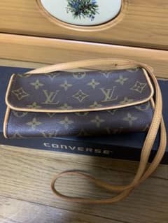 ルイヴィトン  ポシェットツイン　ショルダーバッグのサムネイル