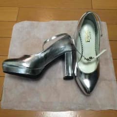 【an,,,様 お取置き商品】シルバー パンプスのサムネイル
