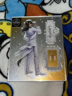 ツイステ プラチナジャケット アクリルスタンド レオナ - メルカリ