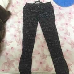 パンツ 黒のサムネイル