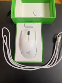 Razer Viper V3 Pro ホワイト 有線マウス 本体のサムネイル