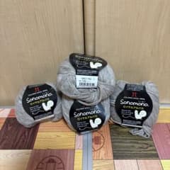 Sonomono ウール100% グレー毛糸 4玉セットのサムネイル