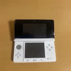 ニンテンドー3DS アイスホワイトのサムネイル