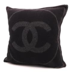 超稀少】CHANEL COCO MARK 17B CUSHION - メルカリ