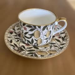 V&A MUSEUM NIKKO ティーカップ &ソーサー ウィリアムモリス - メルカリ