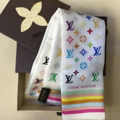 ひまわり様専用★ルイヴィトン★スカーフ★正規品のサムネイル
