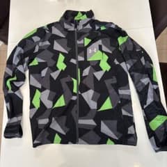UNDER ARMOUR ウィンドブレーカー LGのサムネイル