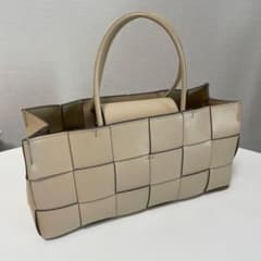 TOV】GALERIE VIEで購入：ベージュ 編み込みデザイン ハンドバッグ 