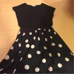 水玉柄ロングワンピースのサムネイル