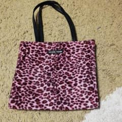 Samantha Thavasaショルダーバッグのサムネイル
