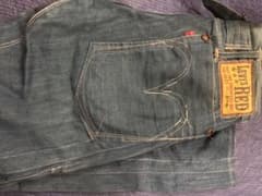 希少品　Levi's RED デニムパンツのサムネイル