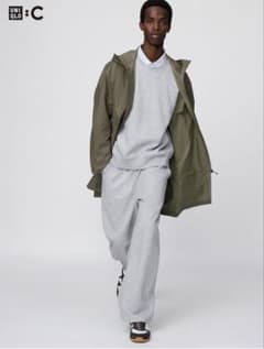 UNIQLO C スウェットワイドパンツ　グレーのサムネイル