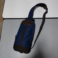 値下げ　コーチ　COACH　ボディーバッグのサムネイル