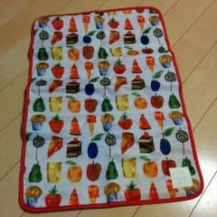 専用!はらぺこあおむし☆オムツ替えシートのサムネイル
