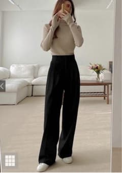 センタープレスストレートパンツのサムネイル