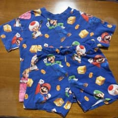 H&M スーパーマリオブラザーズ 上下セットのサムネイル