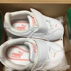 キッズスニーカーのサムネイル