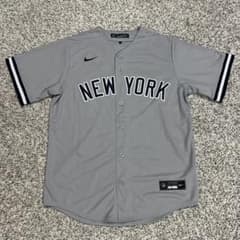 極美品】NIKE ニューヨーク・ヤンキース レプリカユニフォーム Mサイズ