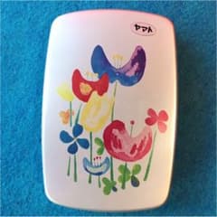 昭和レトロ　アルミお弁当箱　花柄のサムネイル