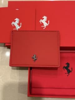 Ferrari カードケース　名刺入れ　イタリア製カーフレザー Ferrari カードケース 名刺入れ イタリア製カーフレザー - メルカリ