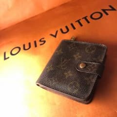 ✨Tama様専用ページ✨ルイヴィトン コンパクト・ジップ　二つ折り財布のサムネイル