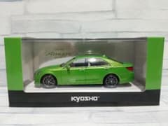 1/43 京商 トヨタ クラウンハイブリッド アスリートS ミニカー 若草色