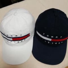 トミーヒルフィガー　キャップ　2点セット（紺&白）のサムネイル