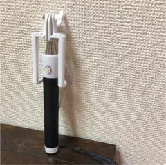 自撮り棒 iPhoneイヤホンジャック用のサムネイル