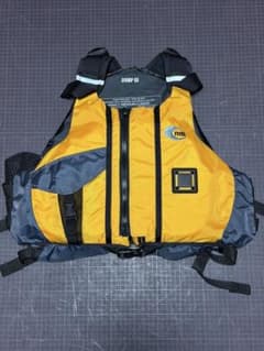 斉藤様専用mti 2セットmti COMPⅢ ライフジャケット M/L XS/S - メルカリ