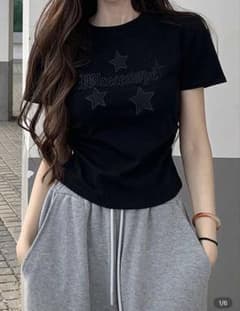 ブラック　半袖Tシャツのサムネイル