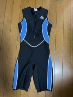 WaterMove ウォータームーブ 女性用ショートウォーマー 保温水着のサムネイル