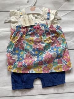 花柄　ロンパース　新品未使用のサムネイル