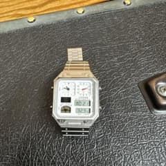 CITIZEN デジタル腕時計 温度計付きのサムネイル