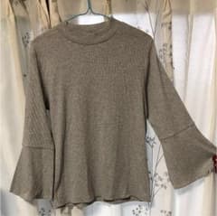新品！トップス☆のサムネイル