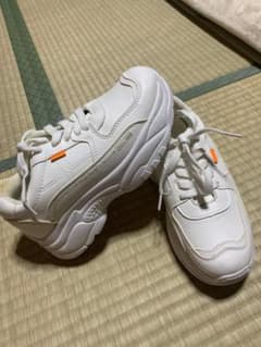 レディーススニーカー　シューズのサムネイル