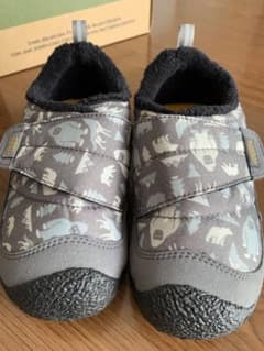 KEEN キーン　18.5　スリッポン　ブーツのサムネイル