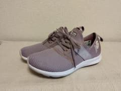 軽量 New Balance 　スニーカー 23.5cmのサムネイル